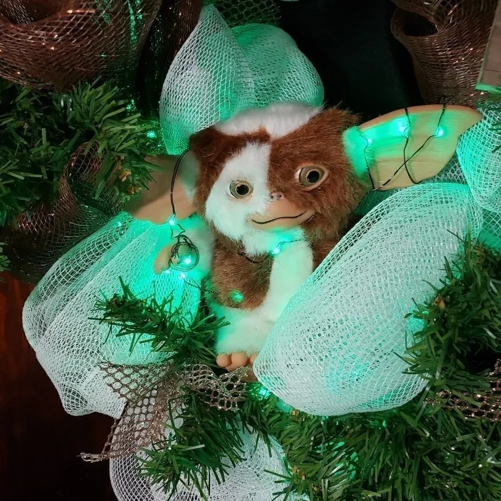 Gizmo Wreath Gremlins Movie 80's Classic Christmas Wreath with Lights